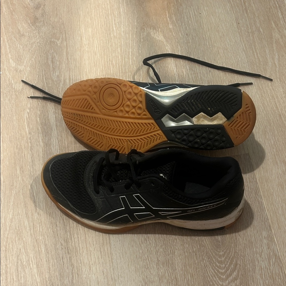 Asics womens Black volleyball Athletic Shoes